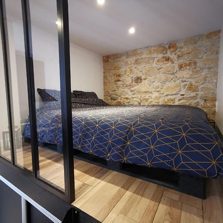 Studio Atypique Immeuble De 1820 Fumel Екстериор снимка