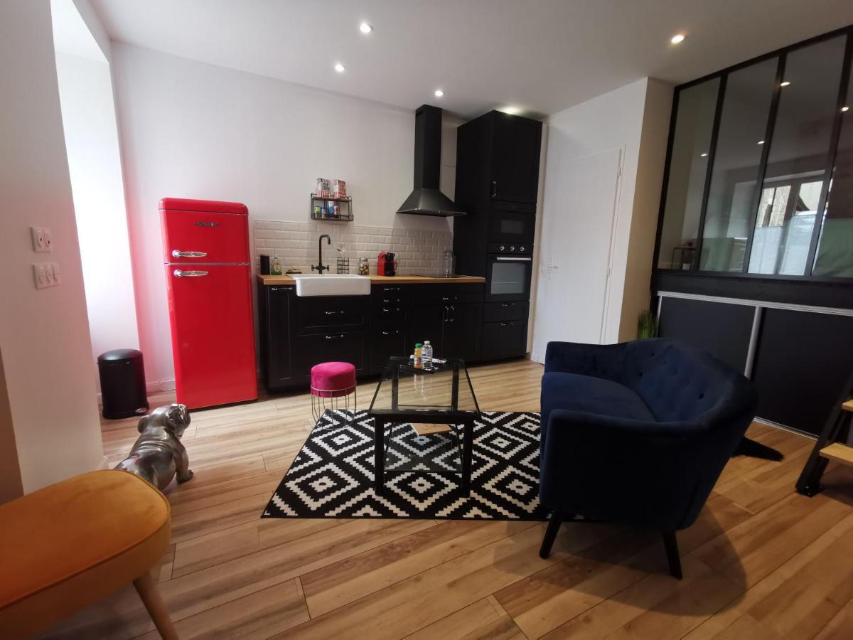Studio Atypique Immeuble De 1820 Fumel Екстериор снимка